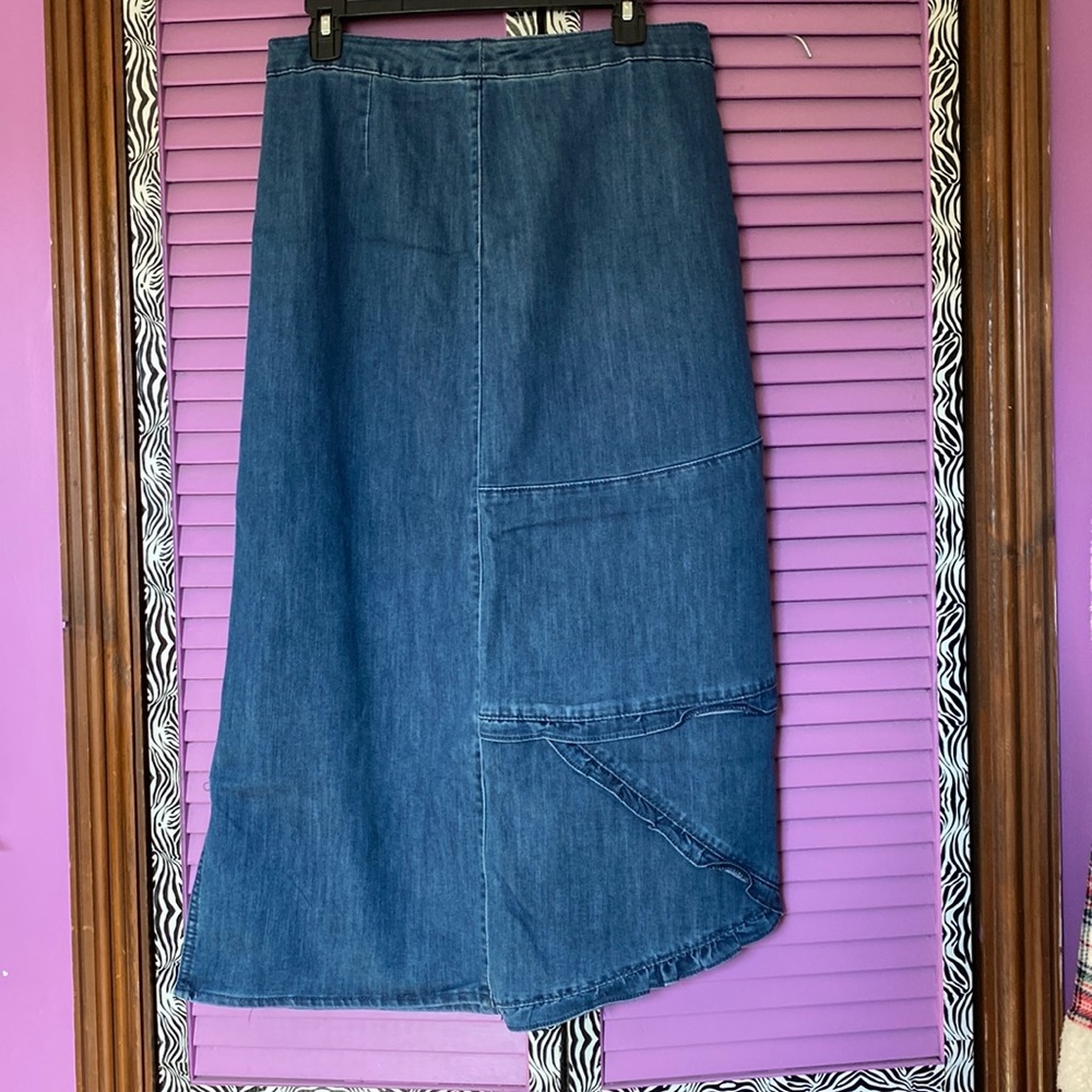 Ankle length skirt